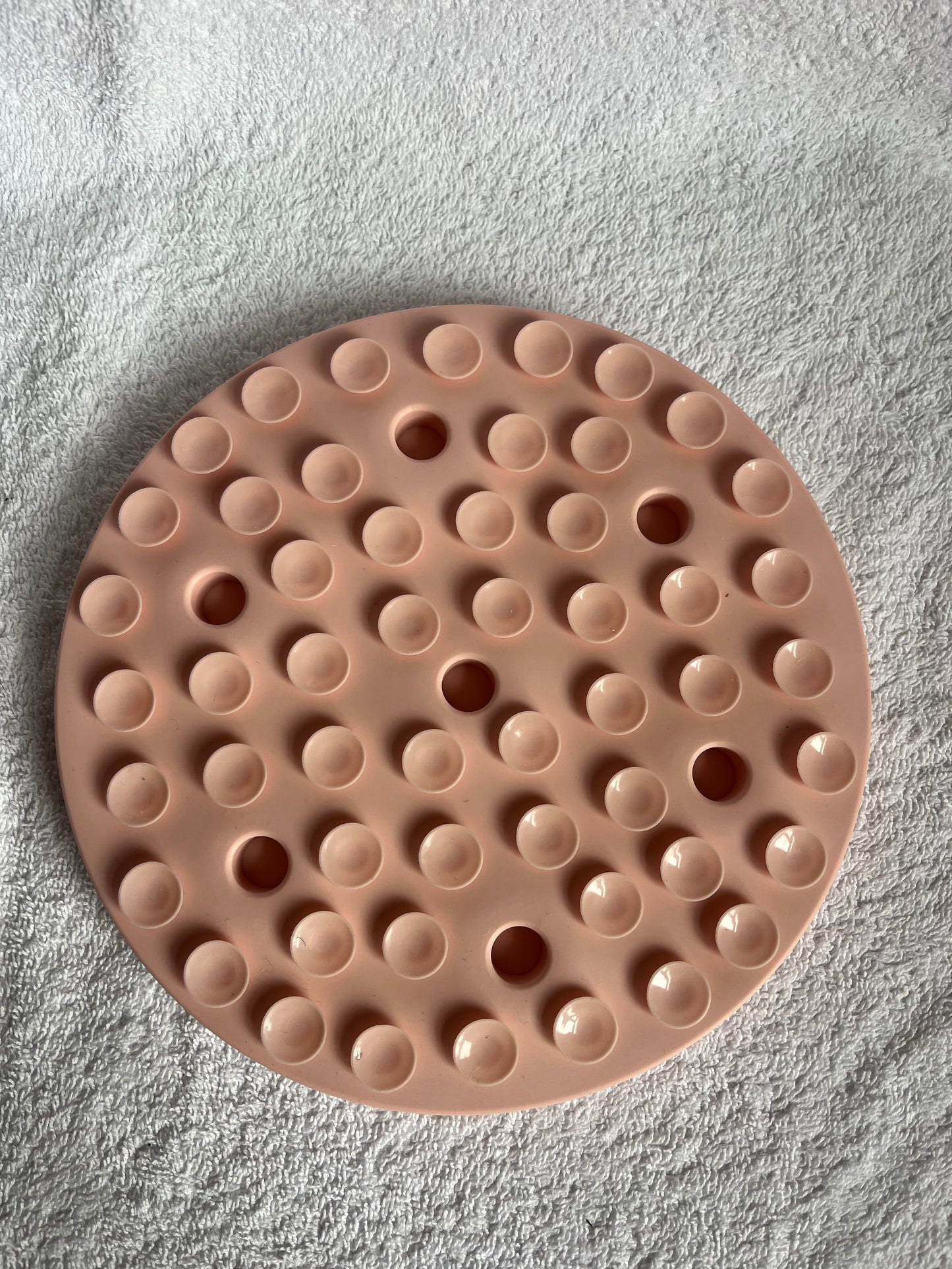Meaty Licks Slow Feeder Mat for Cats & Dogs – BPA-Free Silicone Pet Feeding Mat