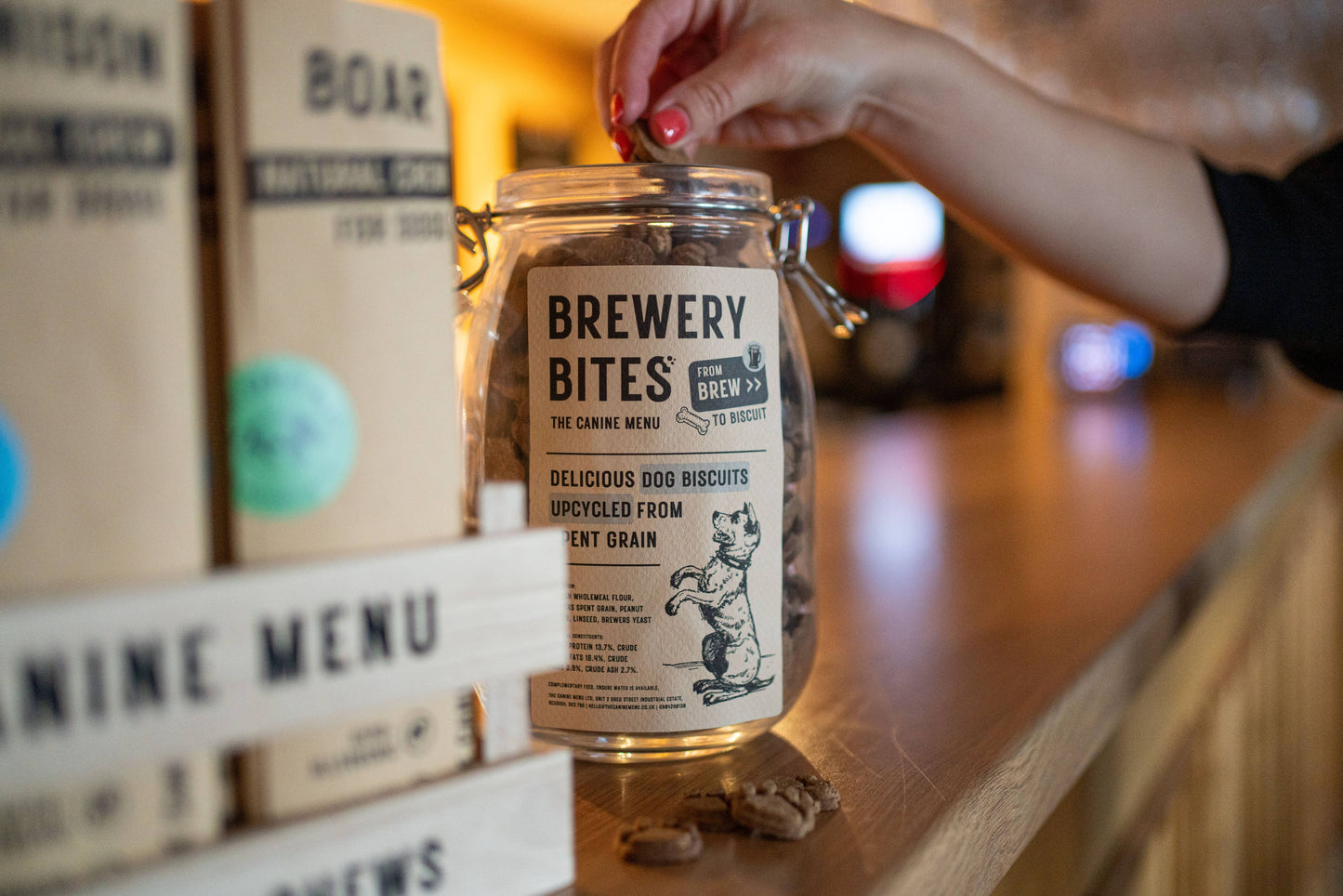 🐾 Brewery Bites Dog Treat Jar – Ready-to-Go Treat Station for Dog-Friendly Spaces